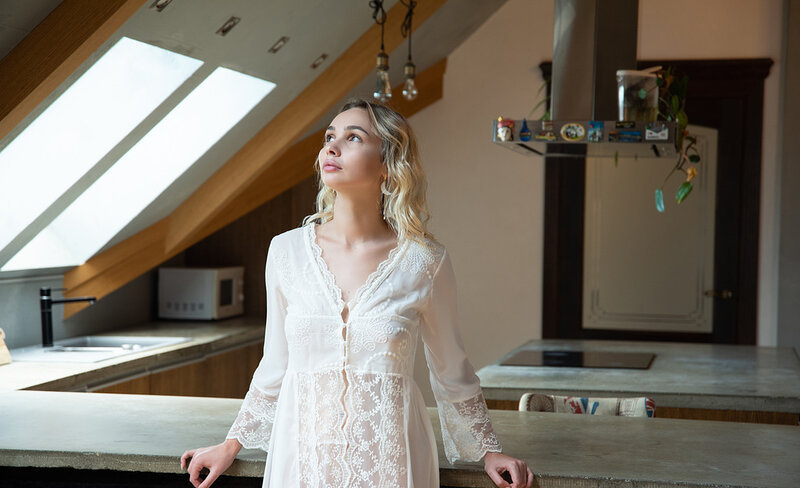 Лидиана, 24